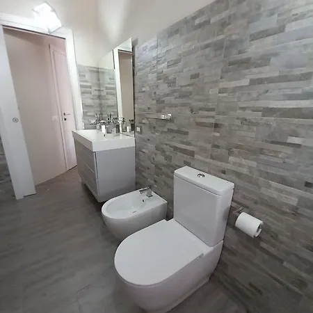 Bluesky - Third Floor Apartman