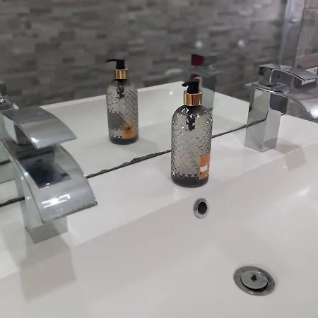 Bluesky Naxos 3rd Floor Джардіні-Наксос