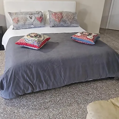 Bluesky Naxos 3rd Floor *