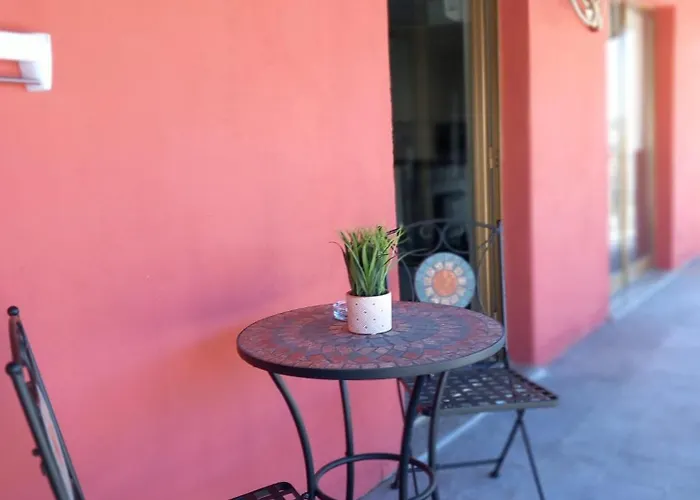 Bluesky Naxos 3rd Floor