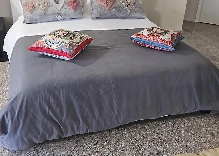 Bluesky Naxos 3rd Floor *